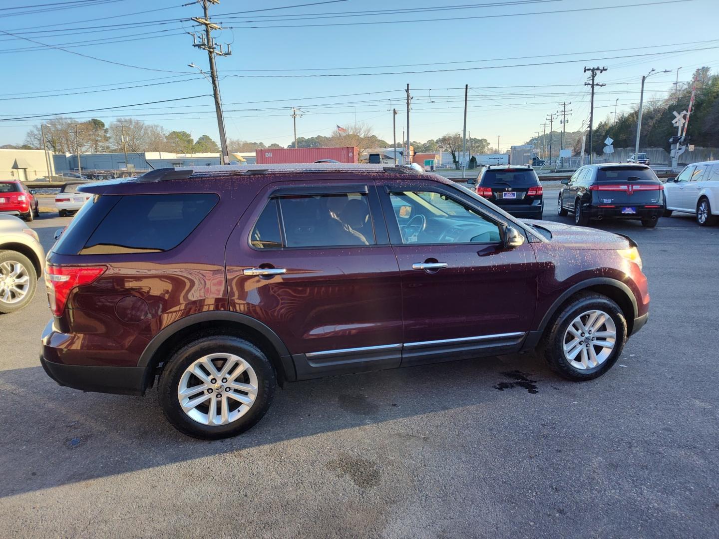 2011 Burgundy Ford Explorer (1FMHK8D8XBG) , located at 5700 Curlew Drive, Norfolk, VA, 23502, (757) 455-6330, 36.841885, -76.209412 - Photo#17